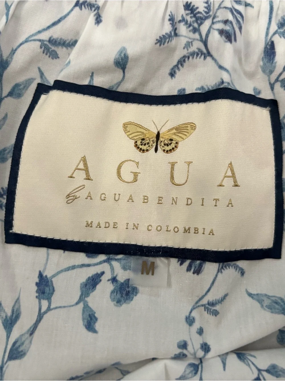 Agua Bendita White Top with Blue Floral Print